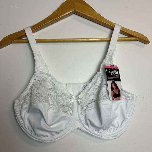 NWT Lilyette By Bali Minimizer Underwire White Bra Size 36D Comfortable Lace - Picture 1 of 13